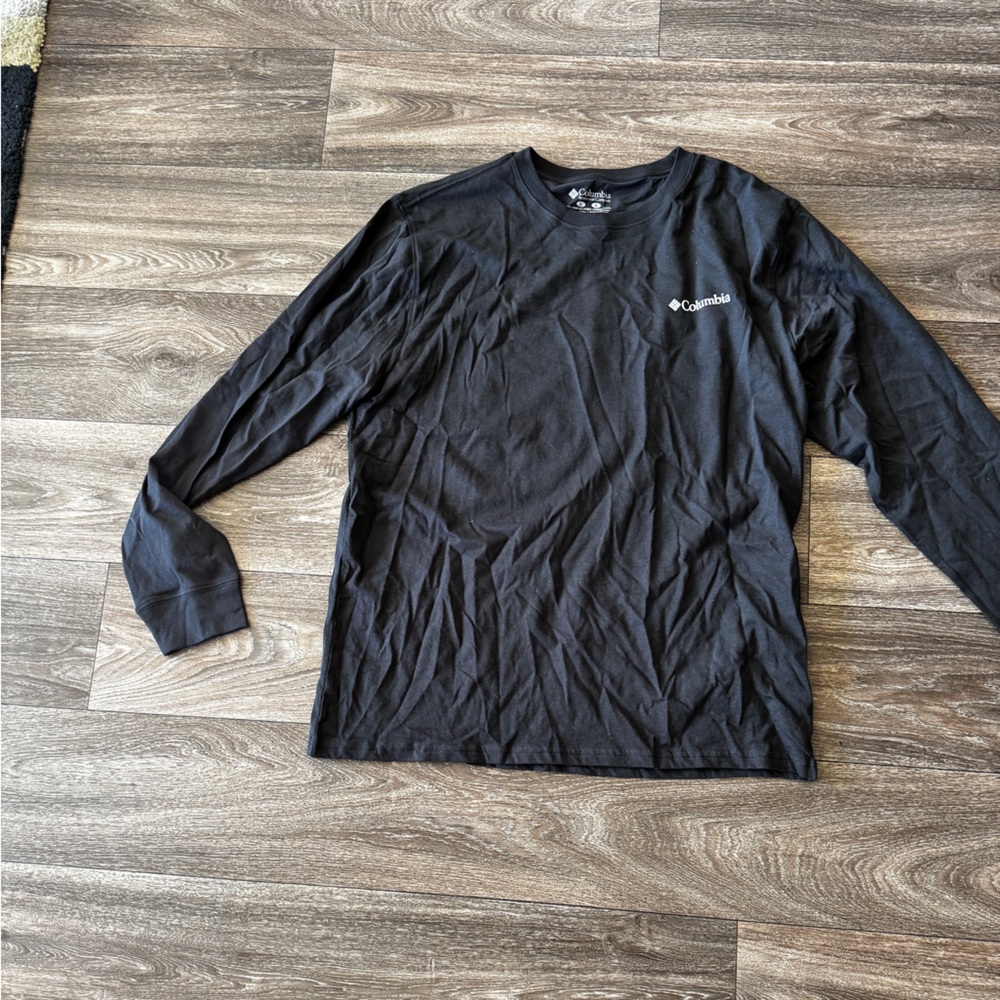 Columbia Black Long-Sleeve Lightweight Crew Shirt